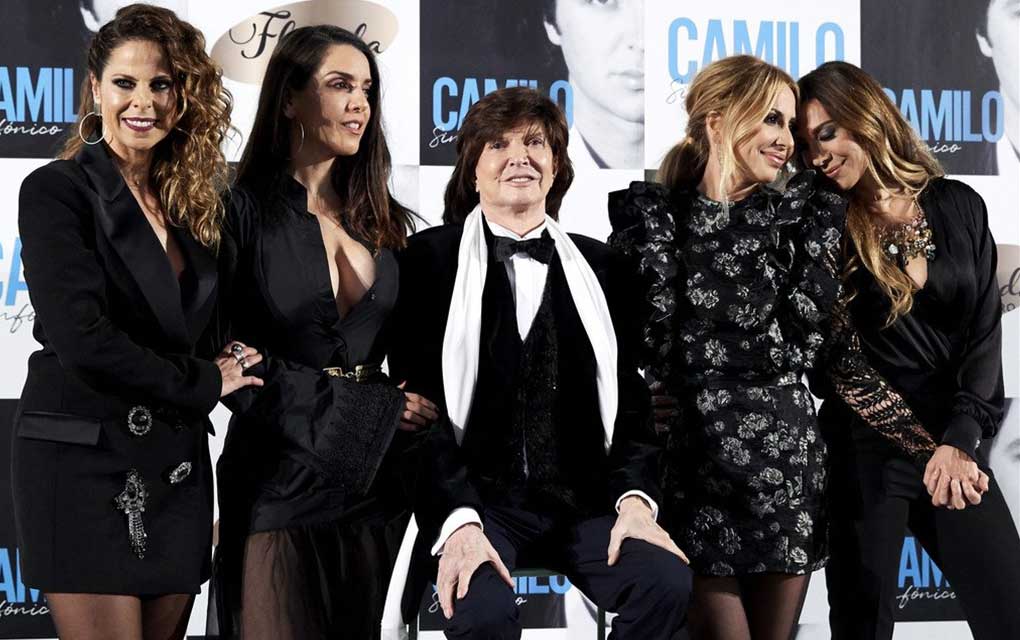 C. Sesto se acompañó de las divas en la balada para interpretar temas como “Perdóname”, “Quererte a ti”, “Amor... Amar” y “Vivir así es morir de amor”, entre otros. /foto/especial