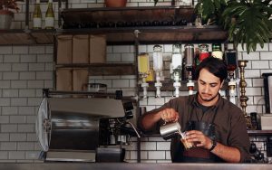 Estas empresas serán castigadas por correr a su personal en la pandemia