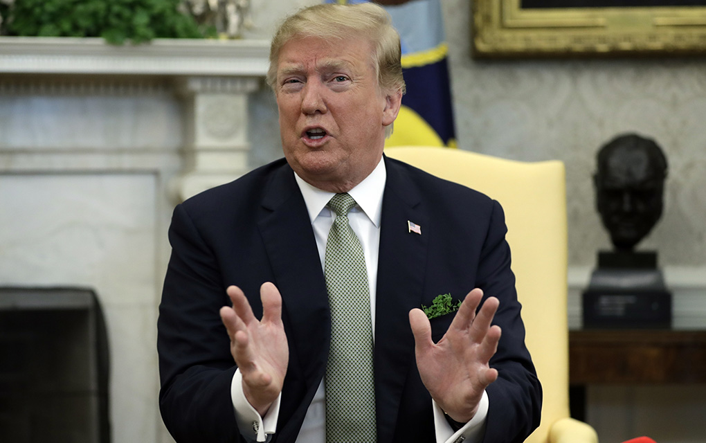 Trump ha sido criticado por su lentitud a la hora de condenar a los supremacistas blancos./AP