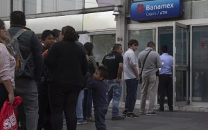 Servicios bancarios se mantienen activos este 1 de mayo