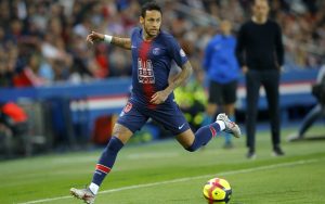 UEFA propone playoffs para completar ligas domésticas
