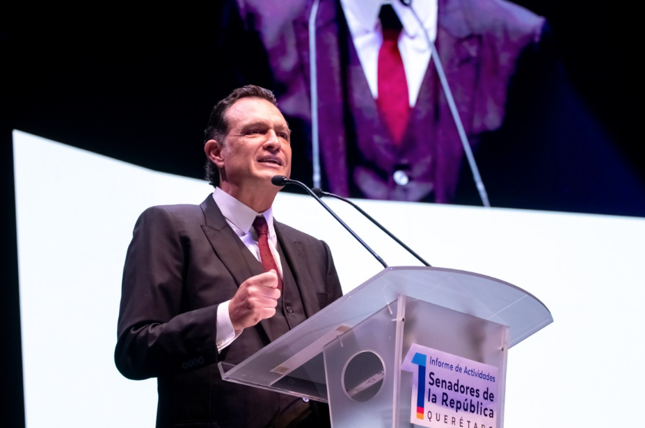 Mauricio Kuri.