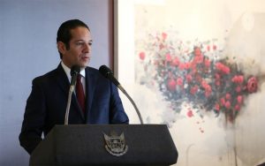 ‘Pancho’ analiza recursos legales para poner dique al COVID-19