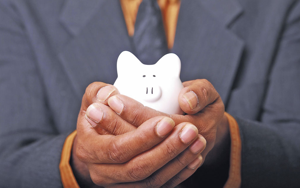 Miles de trabajadores, con riesgo sus ahorros y pensiones: PRD
