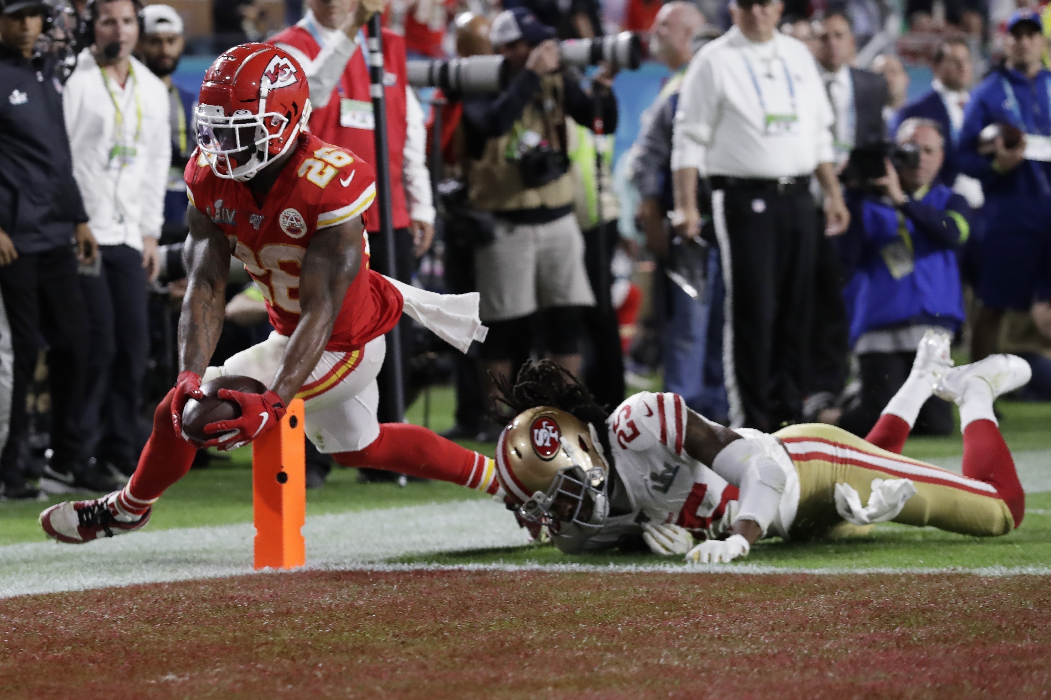 NFL realiza pruebas para un draft virtual de práctica