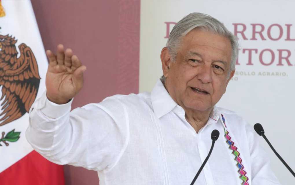 AMLO había expresado que se utilizarían recursos públicos en los créditos.
