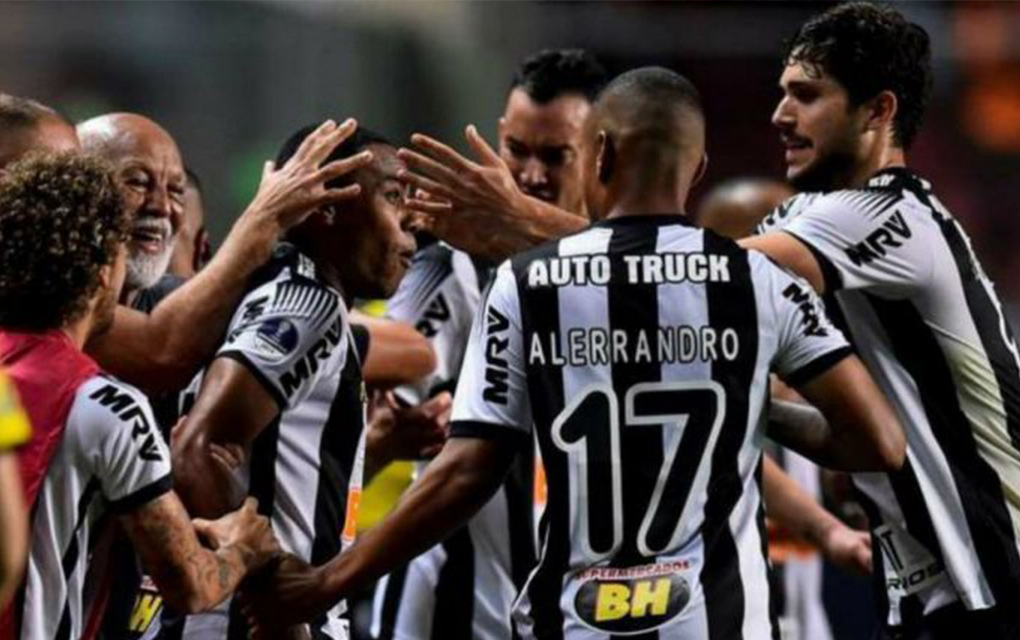 Futbolistas en Sudamérica 