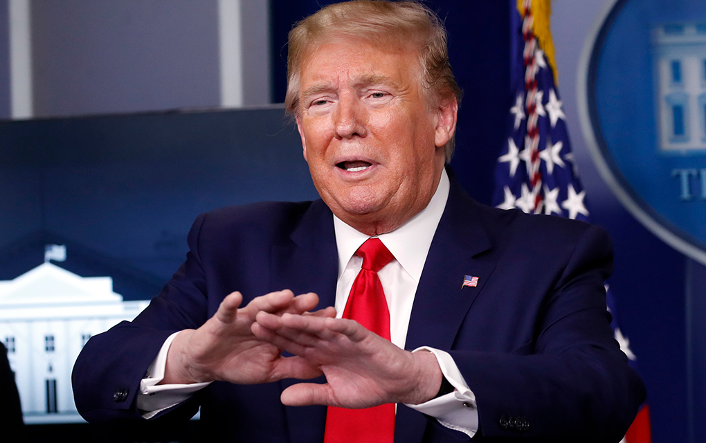 Trump dice que suspenderá toda la inmigración a EUA