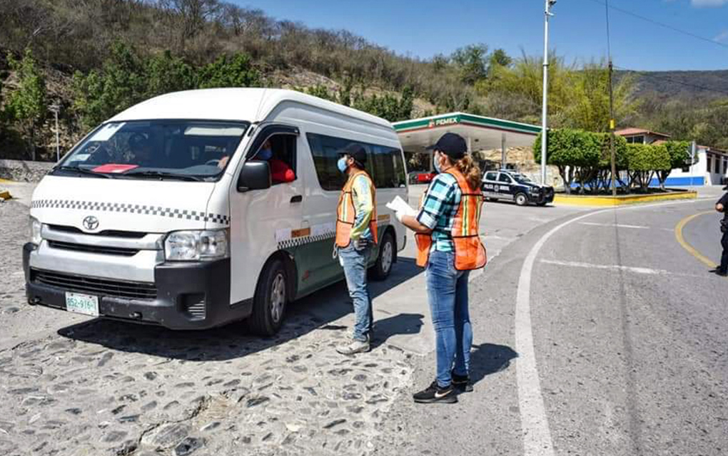 Instalan filtros de seguridad y salud en accesos a Jalpan