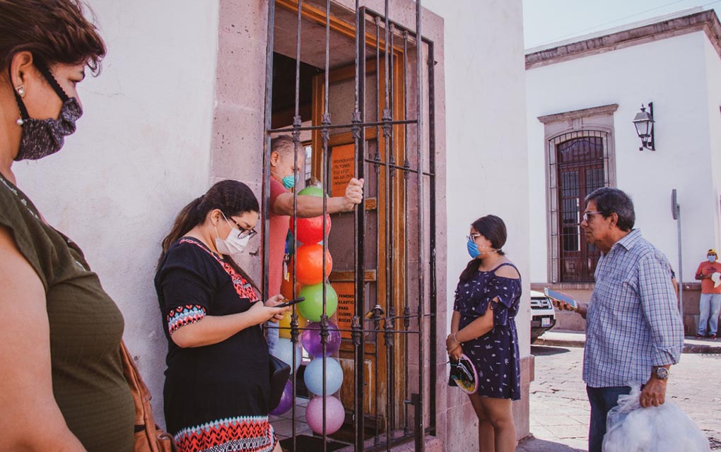 Las medidas sanitarias, como el uso de cubrebocas, siguen vigentes. / Foto: Selene Ugalde