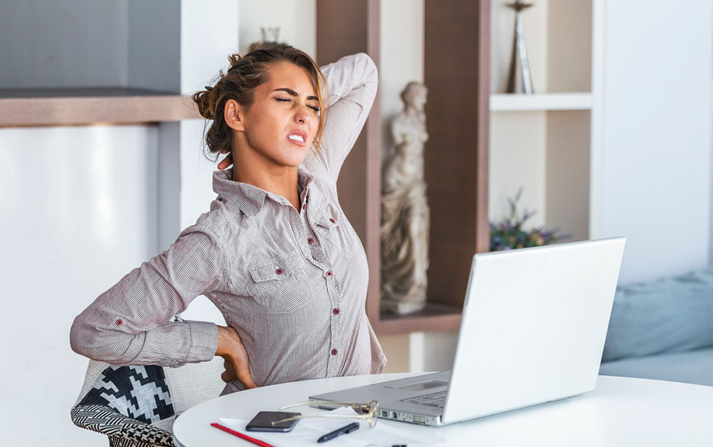 Padecen latinos sobrecarga de trabajo en 'home office'