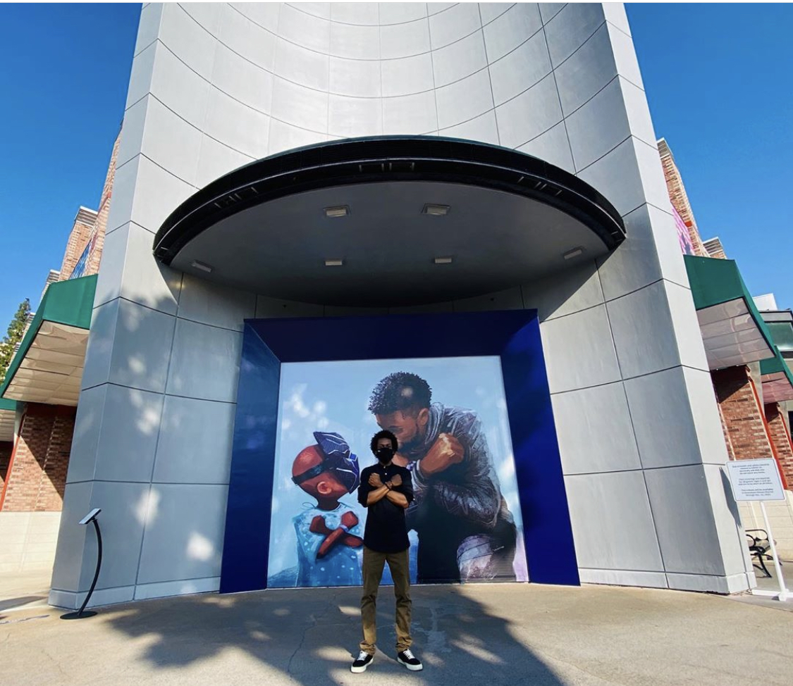 Mural Chadwick Boseman Disneyland / Especial