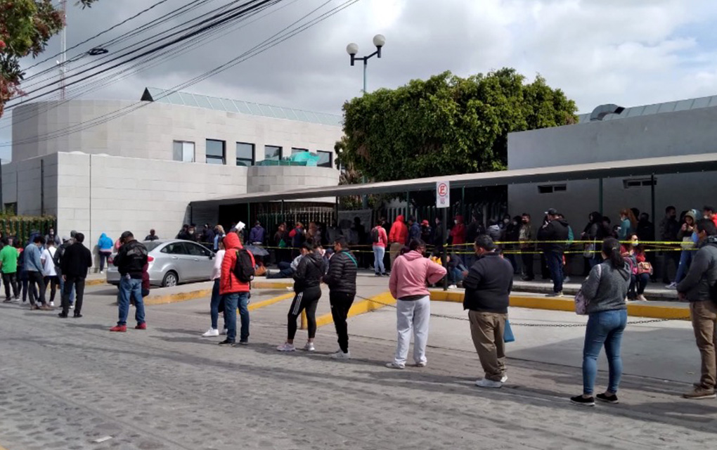 ¿Pruebas COVID? Debes esperar hasta 9 horas en el IMSS