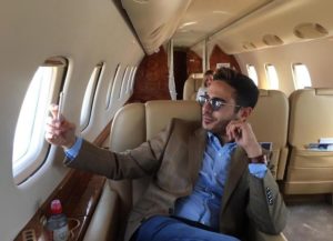 Simon Leviev, en un avión privado