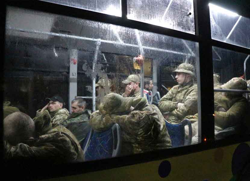 Tropas de Ucrania se rinden ante Rusia
