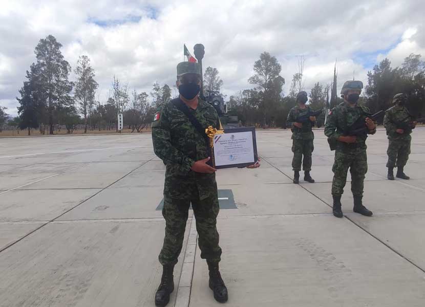Teniente de Sanidad Mario Díaz García fue reconocido por altos mandos 
