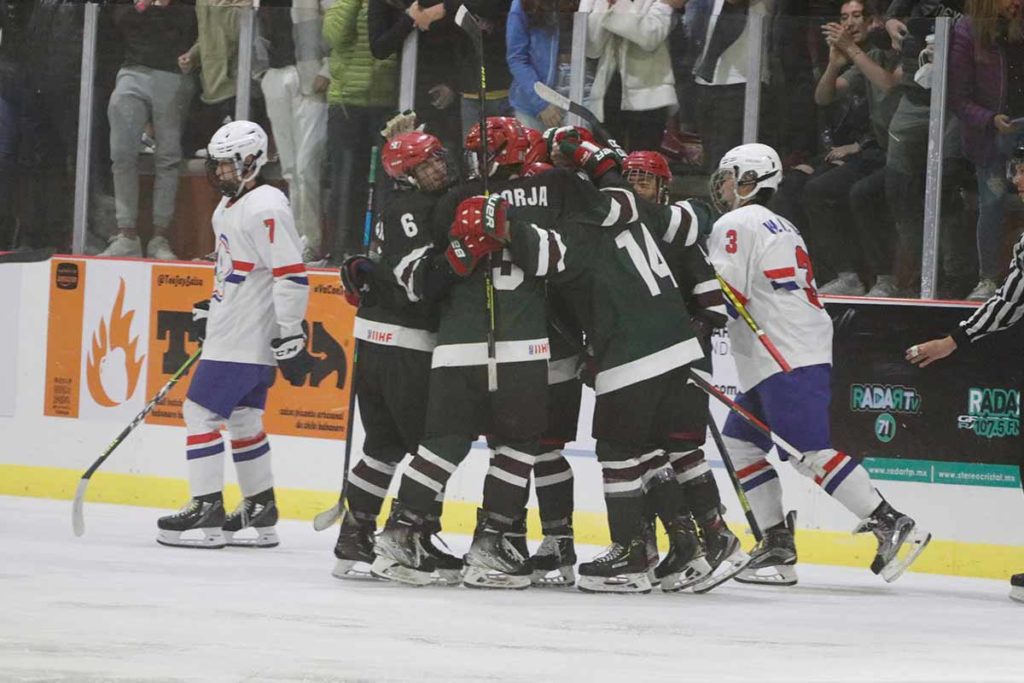 México se queda con el segundo lugar en el Mundial de Hockey sobre hielo Sub 20