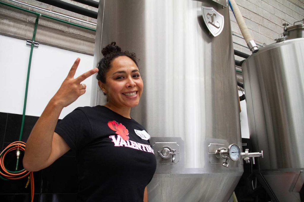 'Valentina', cerveza artesanal para visibilizar labor de mujeres productoras