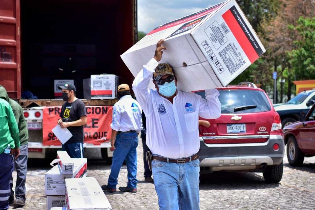 Corregidora dotó de calentadores solares a 40 mil habitantes