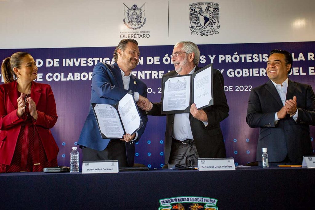 Mauricio Kuri González, gobernador del estado, en compañía del rector de la Universidad Nacional Autónoma de México (UNAM), Enrique Graue Wiechers, inauguró la Unidad de Investigación de Órtesis y Prótesis, 