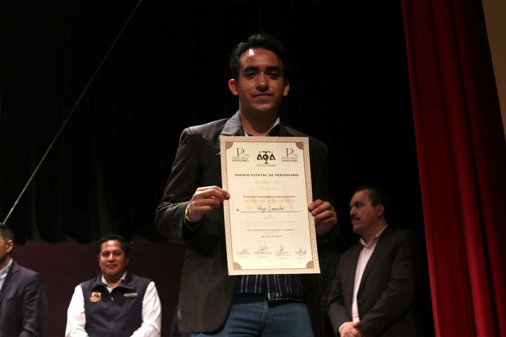 Reconocen a periodistas del estado de Querétaro
