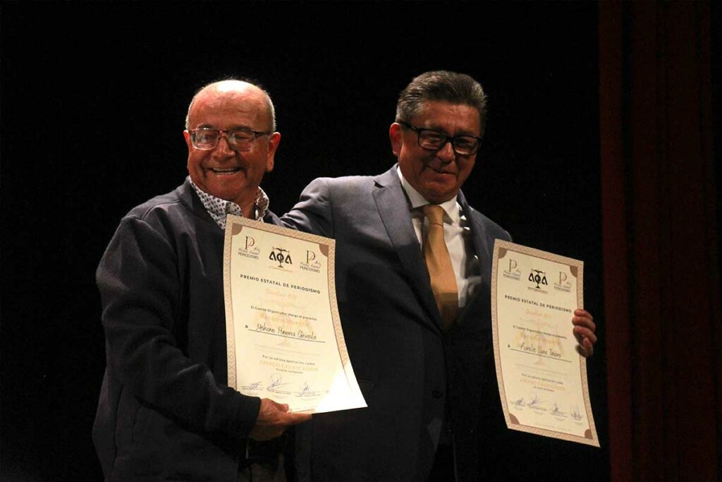 Reconocen a periodistas del estado de Querétaro