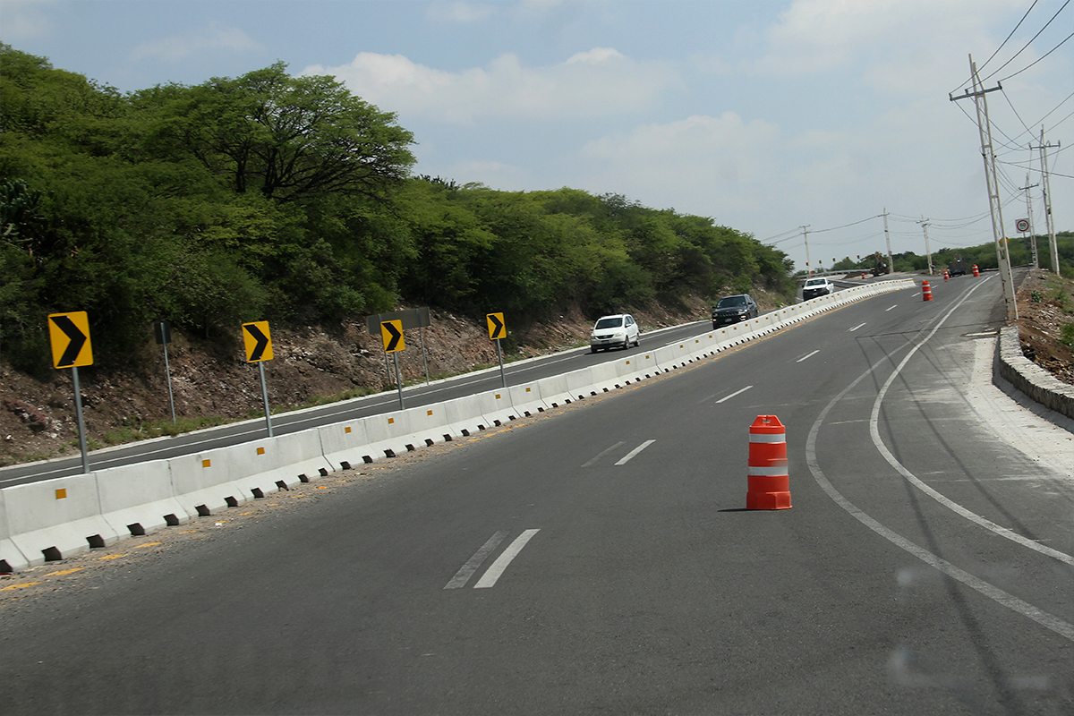Carretera 413