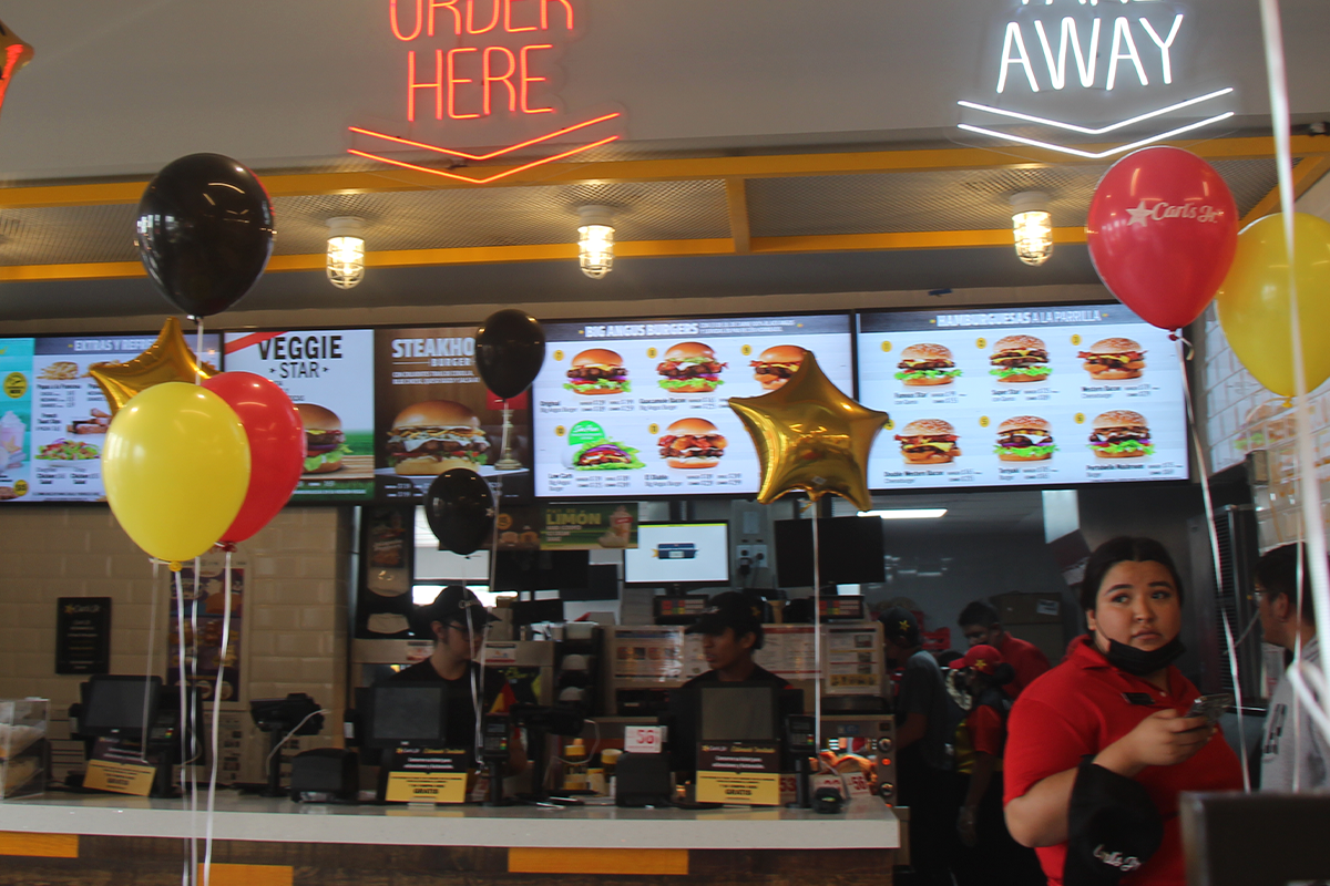 Carls Jr La Capilla