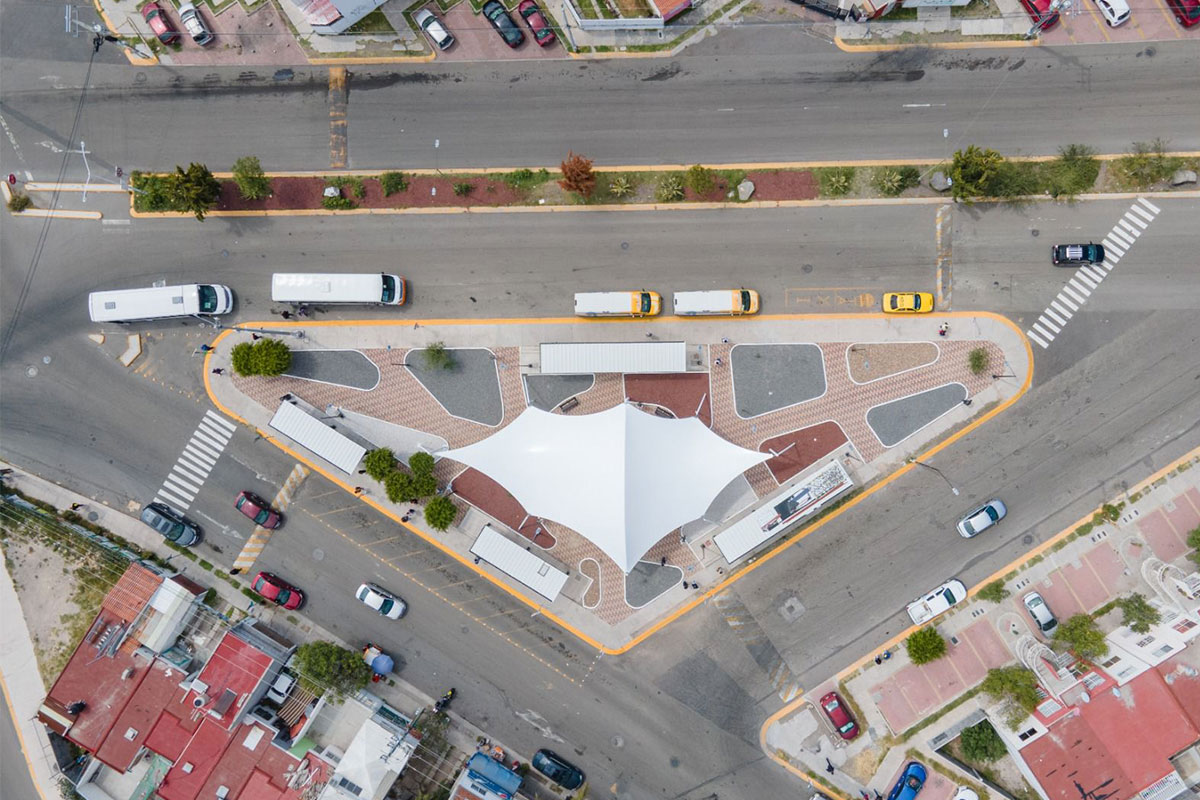 Entregan centro de transbordo en el Fraccionamiento La Pradera
