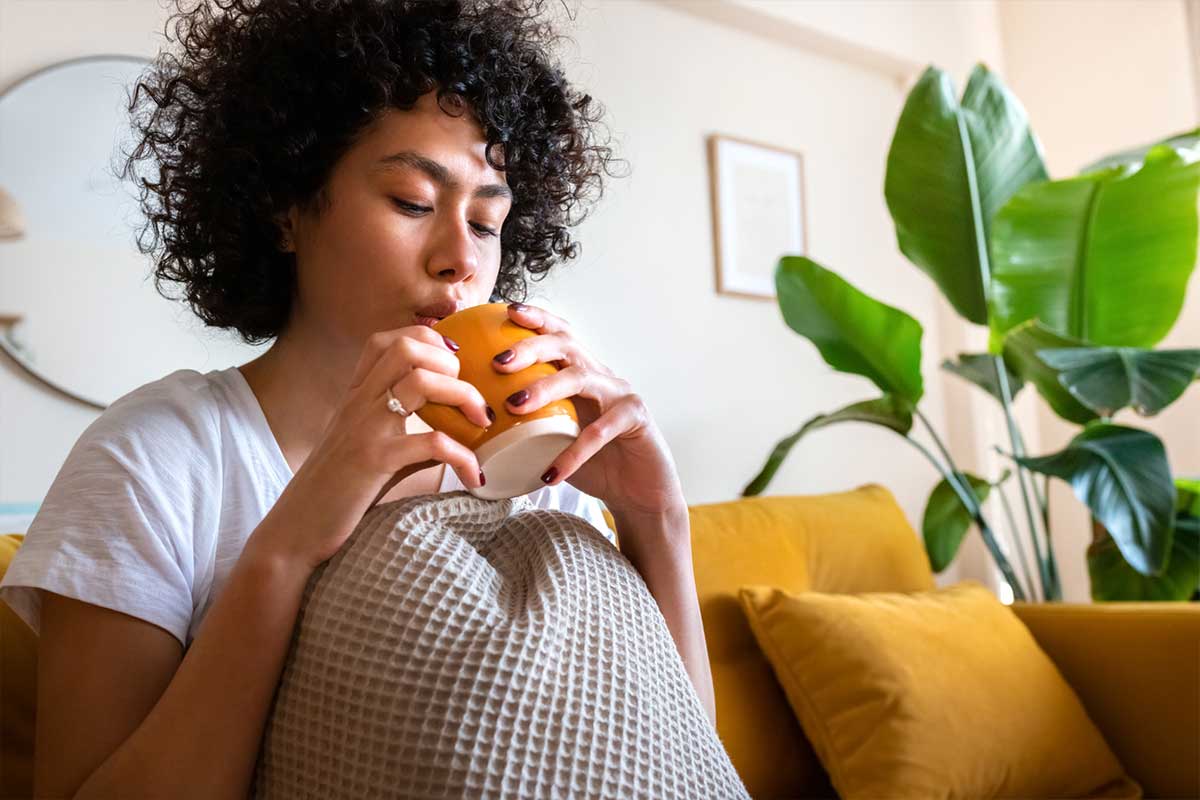Té-de-jengibre-como-remedio-casero-para-curar-la-cruda