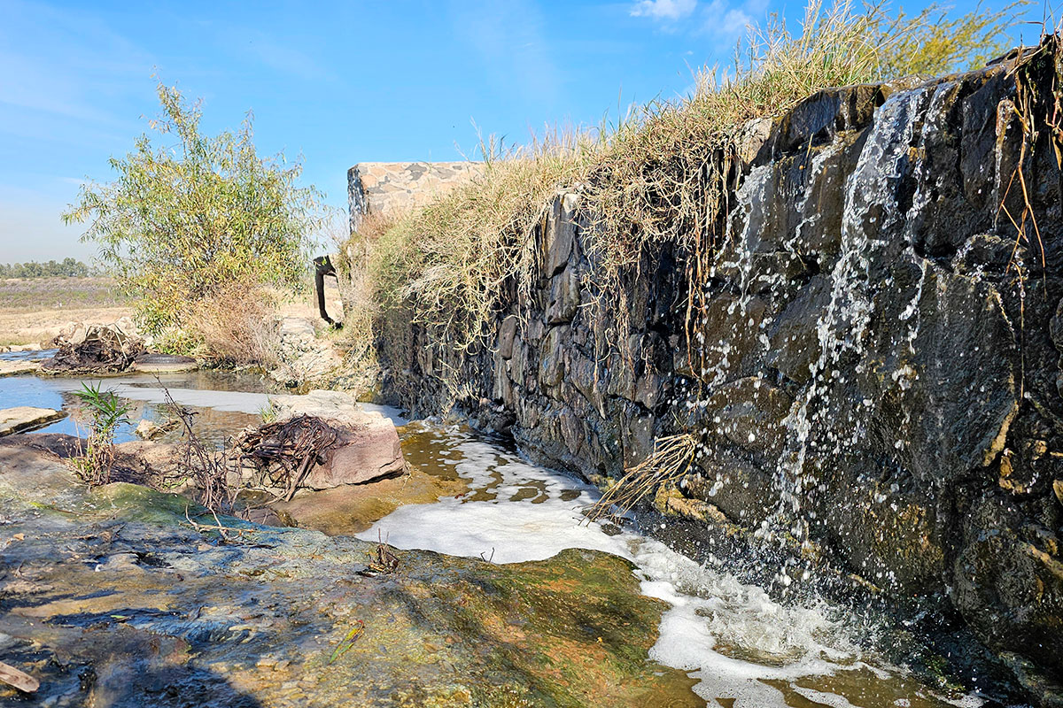 Presa-La-Estancia-contaminada