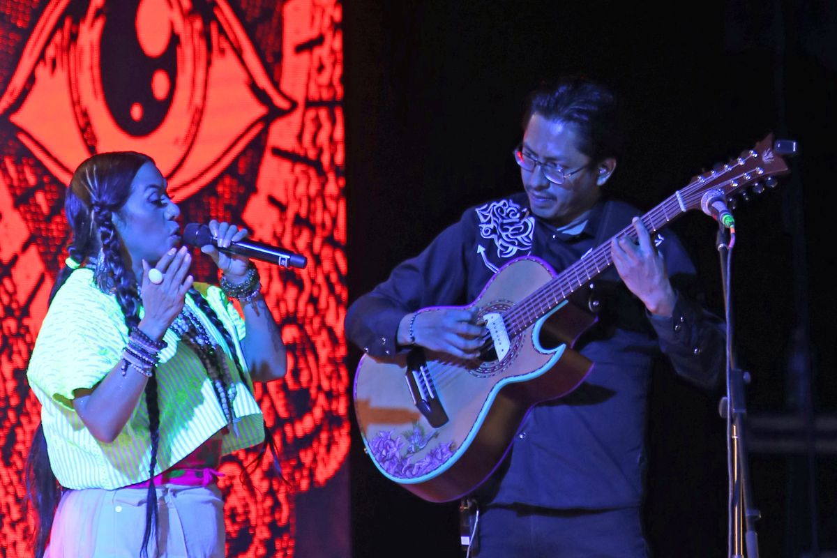 Querétaro canta y baila al ritmo de Lila Downs