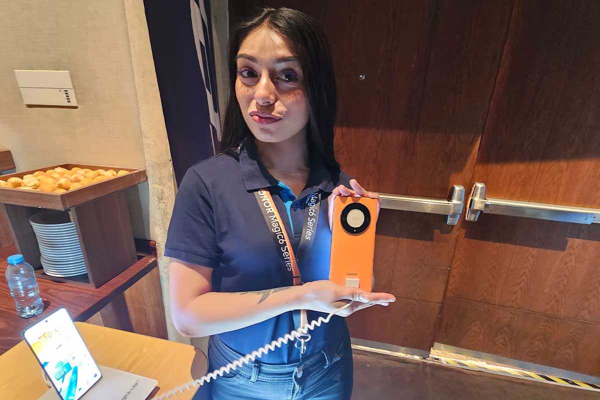 El-télefono-de-gama-media-con-innovación,-calidad-y-servicio