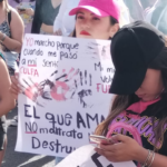 La marcha del 8M avanzó por el primer cuadro de la ciudad
