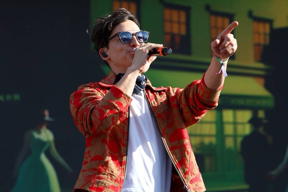 Kinky cantó sus éxitos como ‘Vamos queriendo más y más’ y ‘¿A dónde van los muertos’.