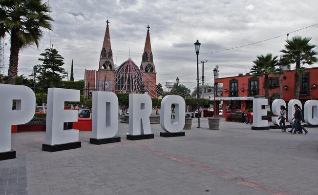 Desde sus raíces como un enclave agrícola hasta su crecimiento como un polo industrial en la región, Pedro Escobedo ha demostrado una capacidad inquebrantable para adaptarse y prosperar.