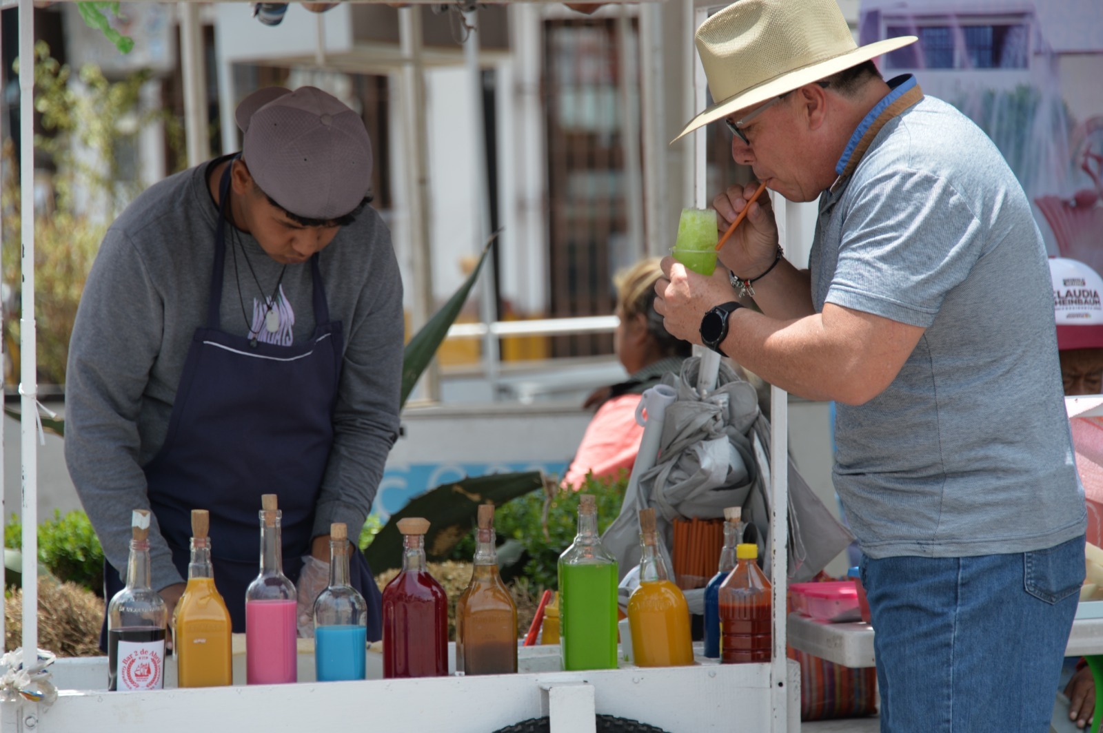Hidratación y dieta correctas para evitar golpes de calor y deshidratación.