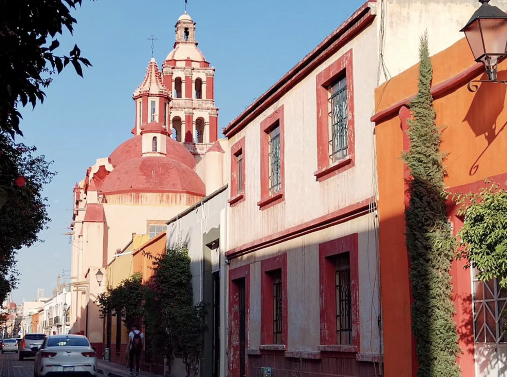 El estado de Querétaro se prepara para una jornada electoral crucial.