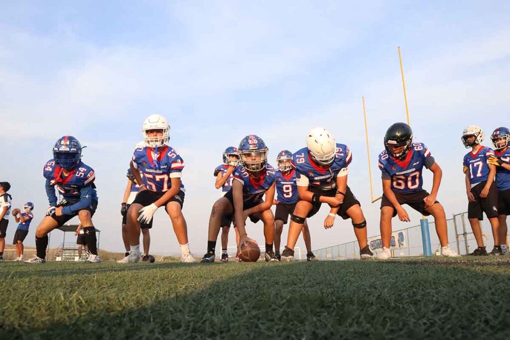 Centurions es el equipo de futbol americano en el Colegio Sunhills Valley