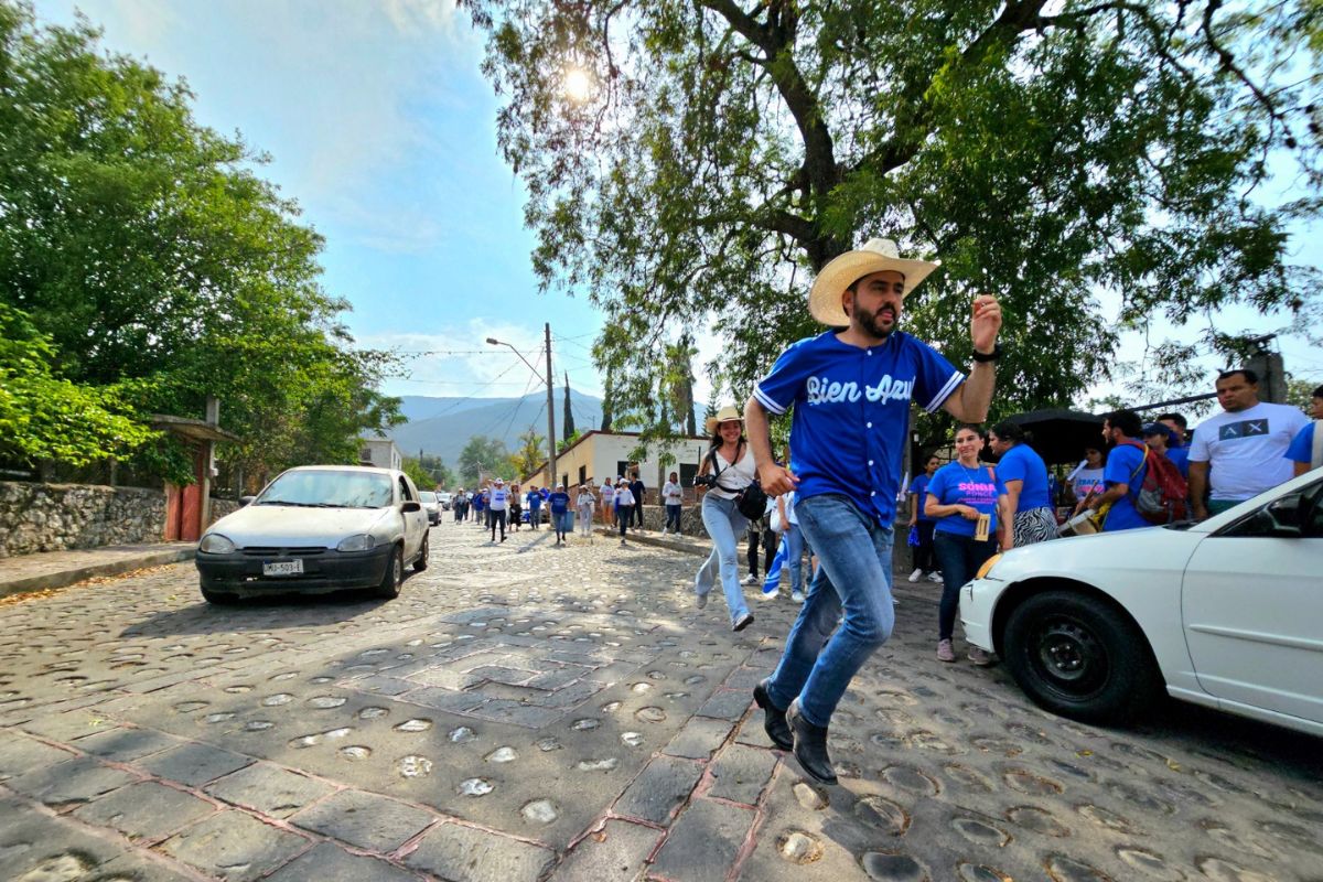 El candidato que no deja de correr: Miguel Flores