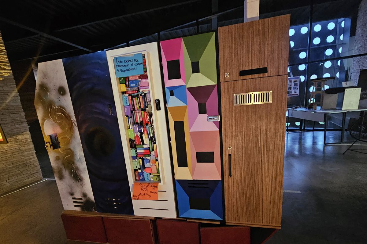 Muestra de diseño industrial en la New Element University