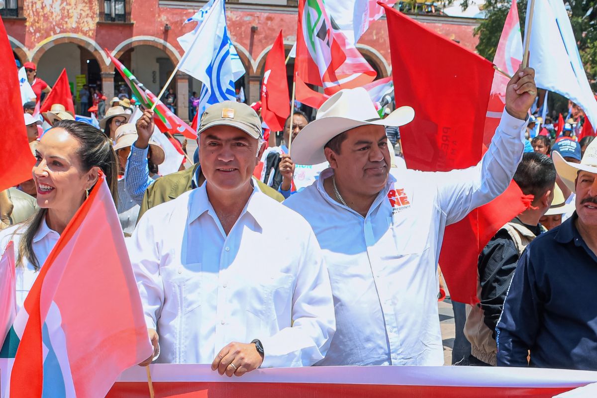 René Mejía recibe respaldo de exgobernadores en su campaña