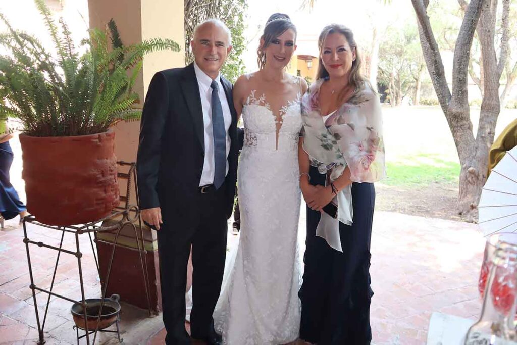 Diana Ledesma y Héctor Villanueva se casaron en la Hacienda Viborillas