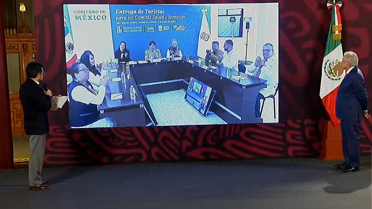 El 5 de junio la gobernadora Delfina Gómez Álvarez inició la entrega de las tarjetas a los mil 074 Comités de Salud y Bienestar.