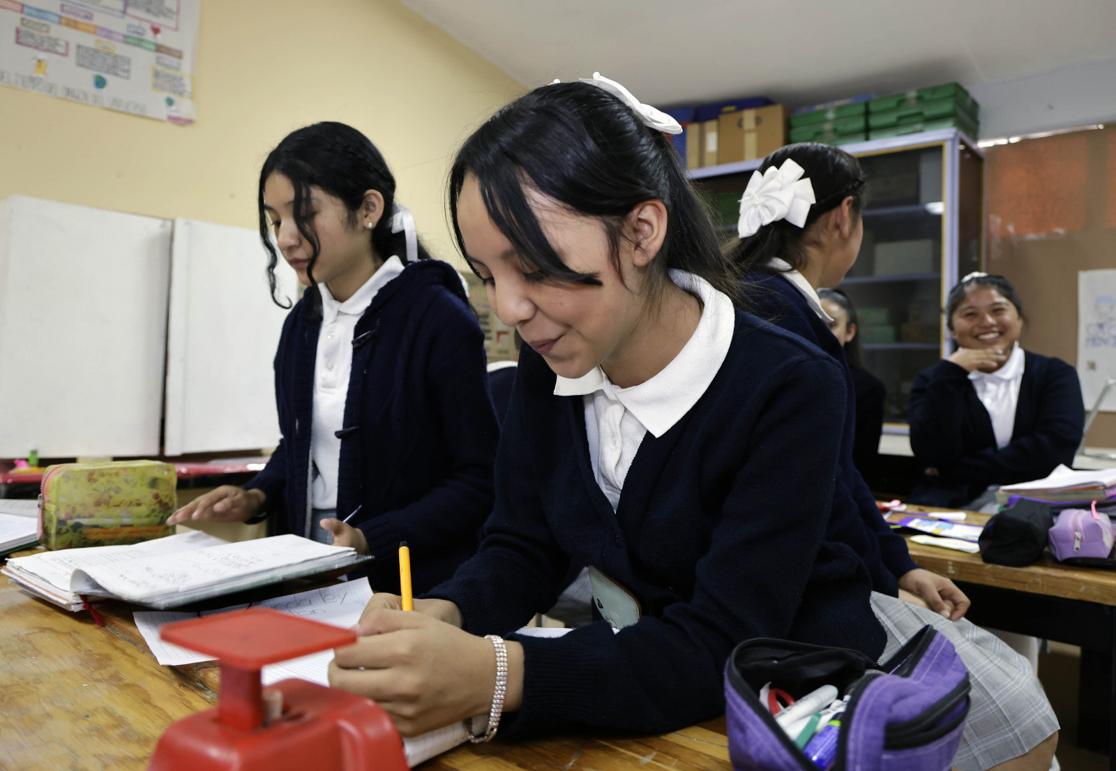 La gobernadora Delfina Gómez Álvarez sigue comprometida con el desarrollo humano integral de los estudiantes.
