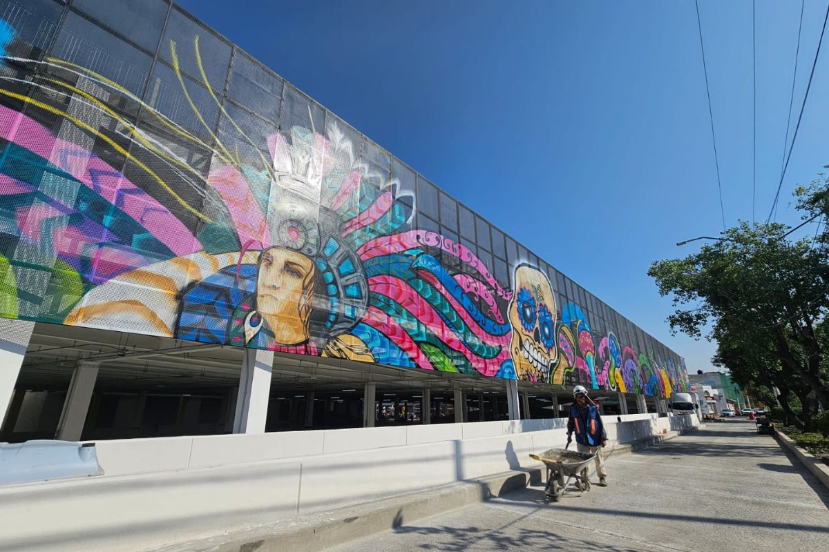 Inauguran estacionamiento del mercado de La Cruz
