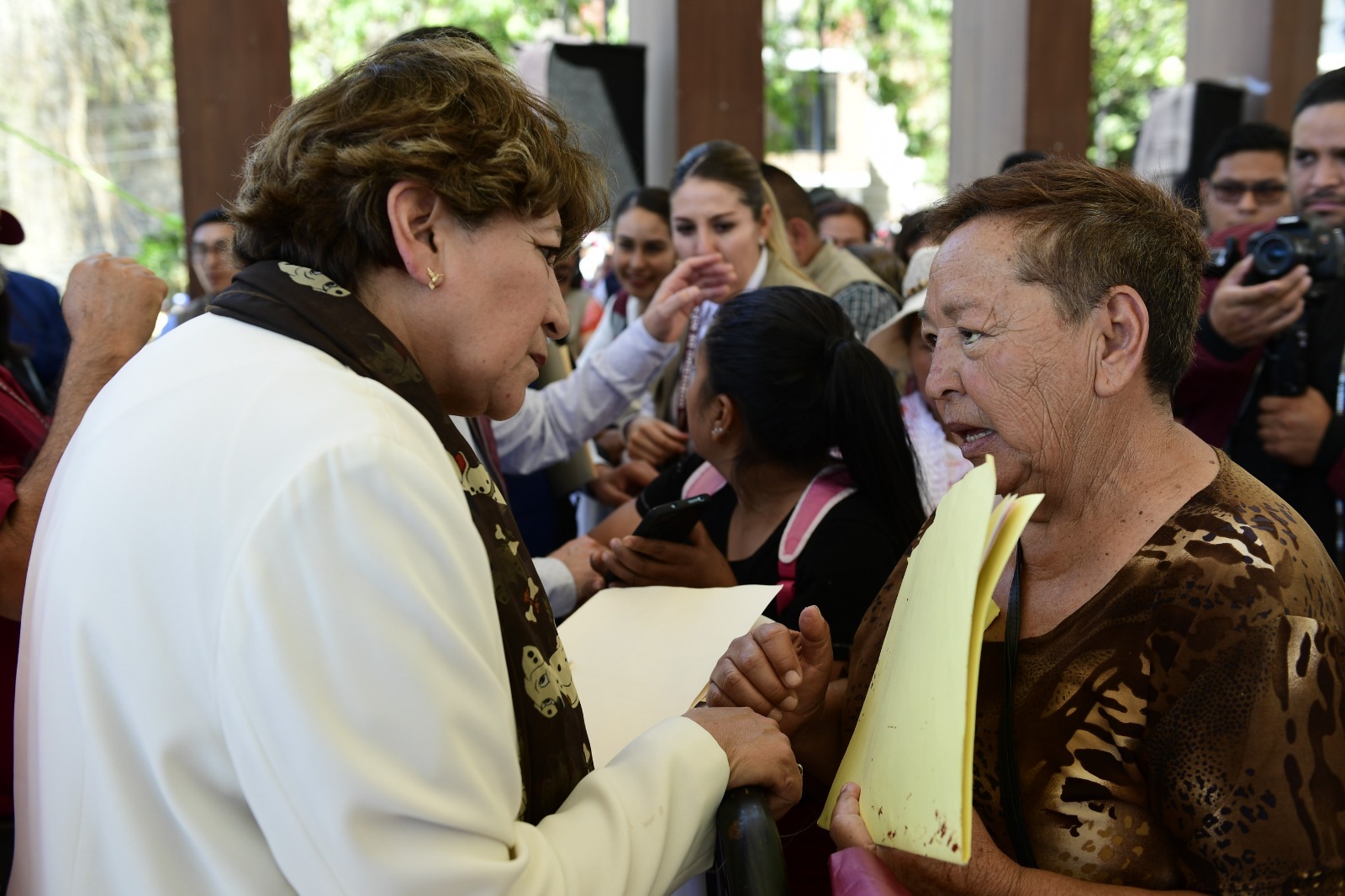 La gobernadora anunció que en breve se realizarán las Mesas de la Transformación.