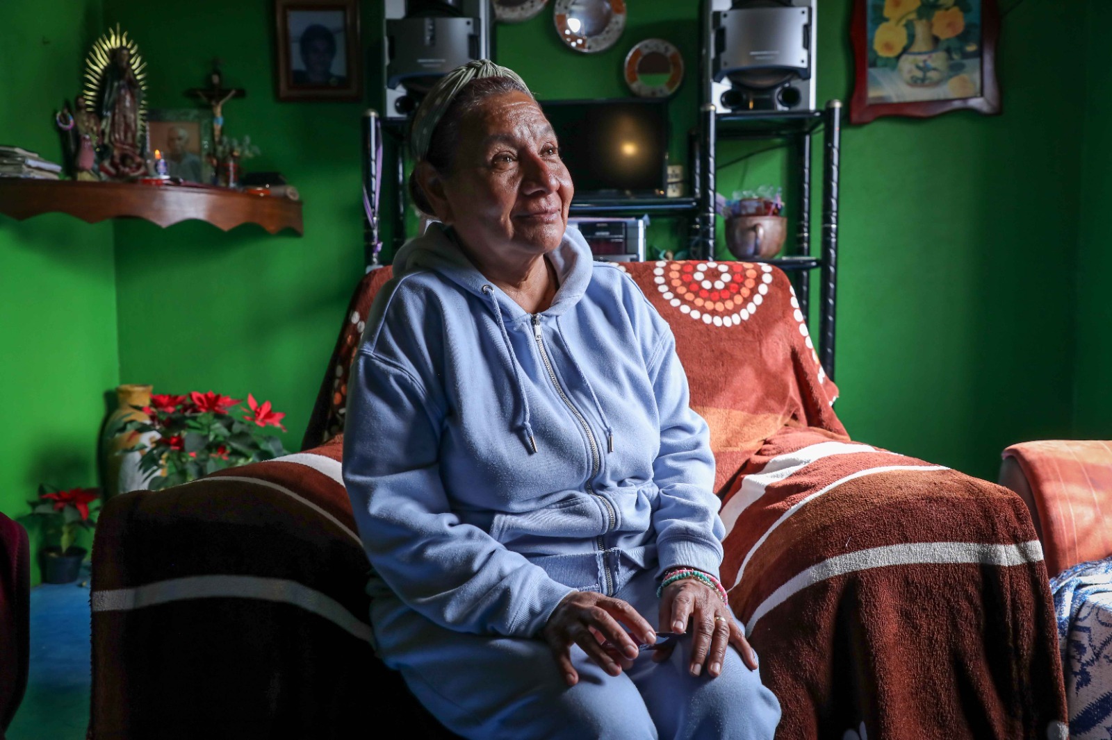 El programa da un apoyo monetario de 2 mil 500 pesos bimestrales a mujeres de entre 18 y 64 años.