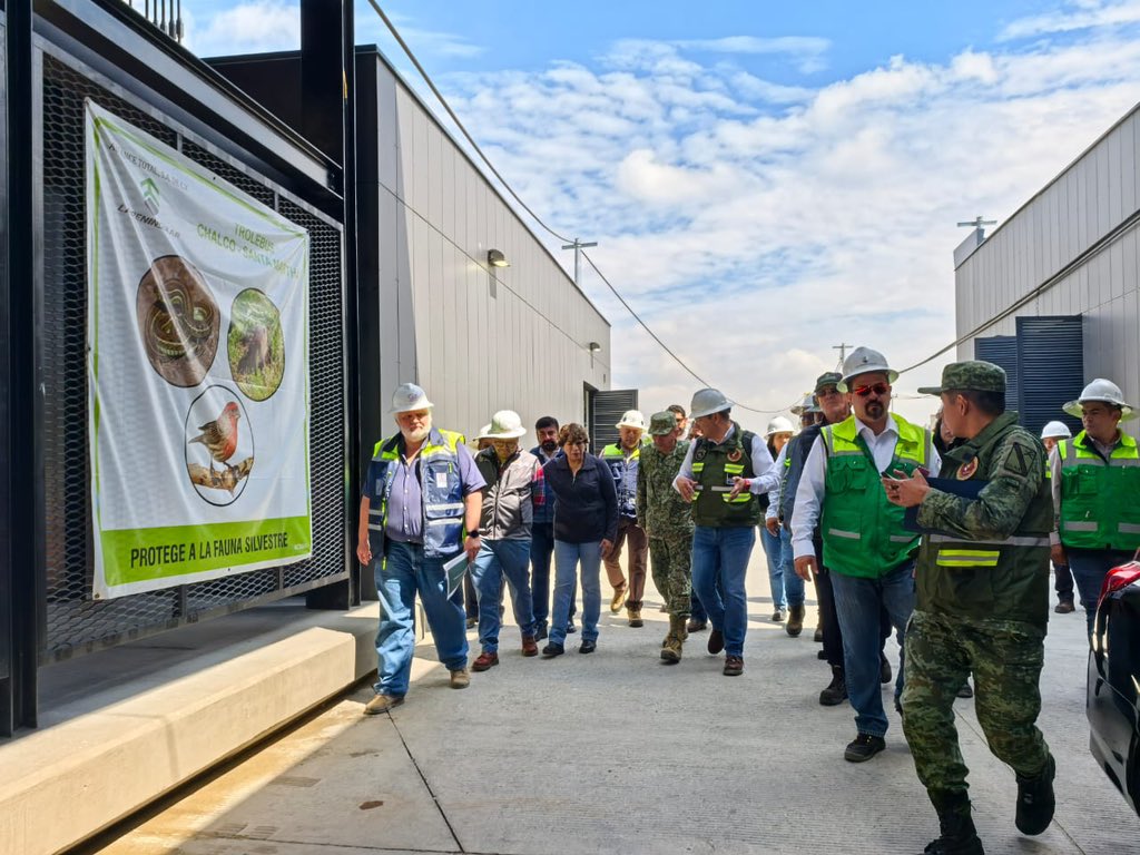 La gobernadora del Estado de México, Delfina Gómez Álvarez supervisó las obras de construcción del Trolebús Chalco-Santa Martha.