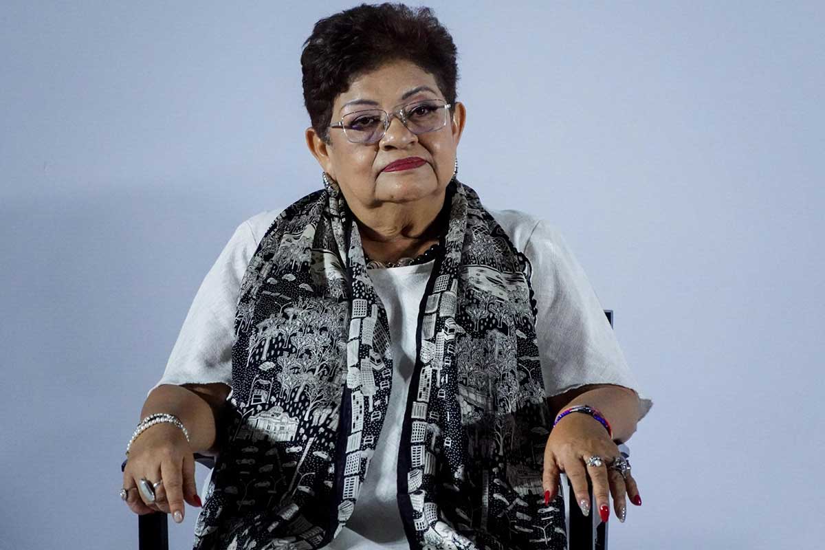 ernestina godoy en el gabinete de claudia 